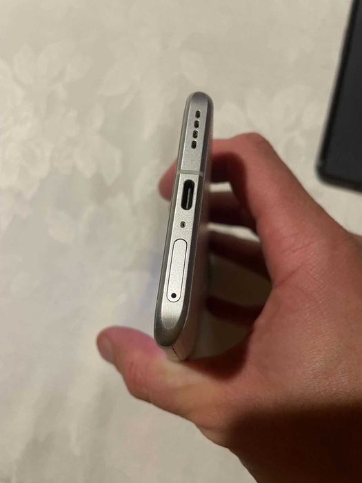 REALME GT 2 Pro sam telefon