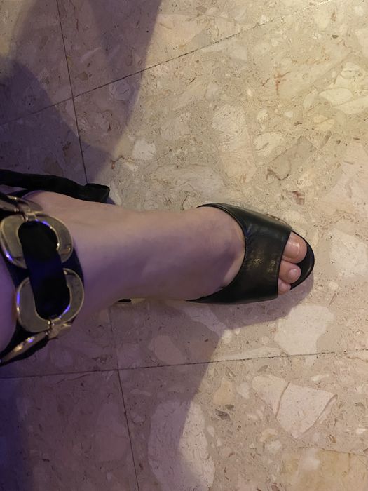 Sandalias salto alto Guess