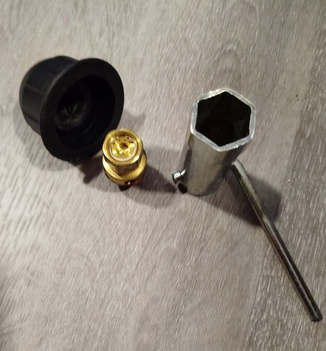 Máquina de limpeza a vapor com ferro de engomar