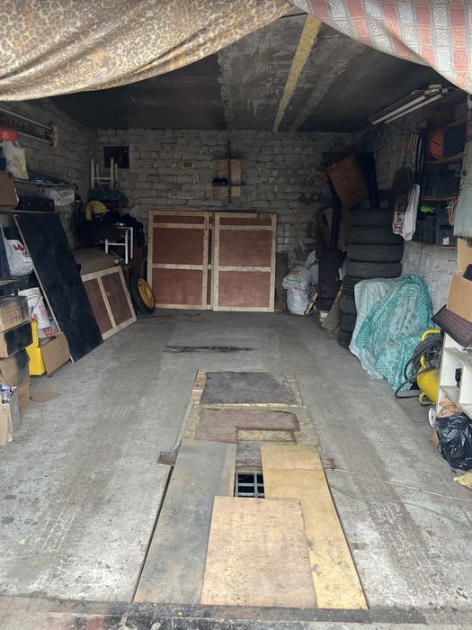 Продам гараж.Крюківський 3 Раковка