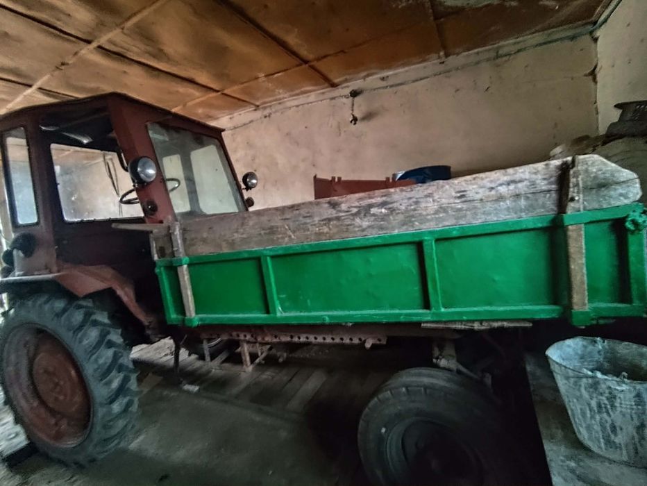 Продам трактор Т-16М