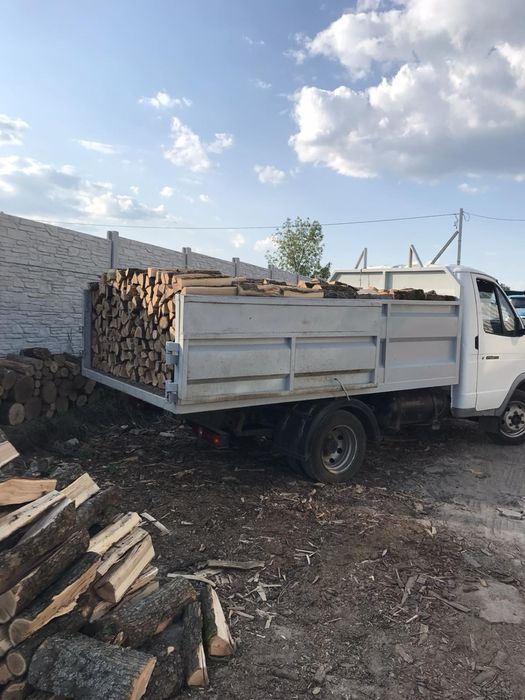 Дрова с документами колотые ДУБ  с бесплатной доставкой и выгрузкой
