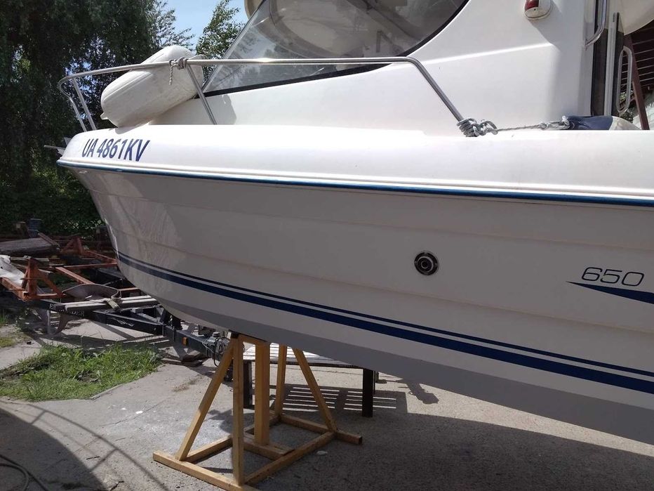 Продам катер Quicksilver Weekend 650