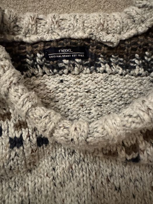Вязанный теплый свитер Next