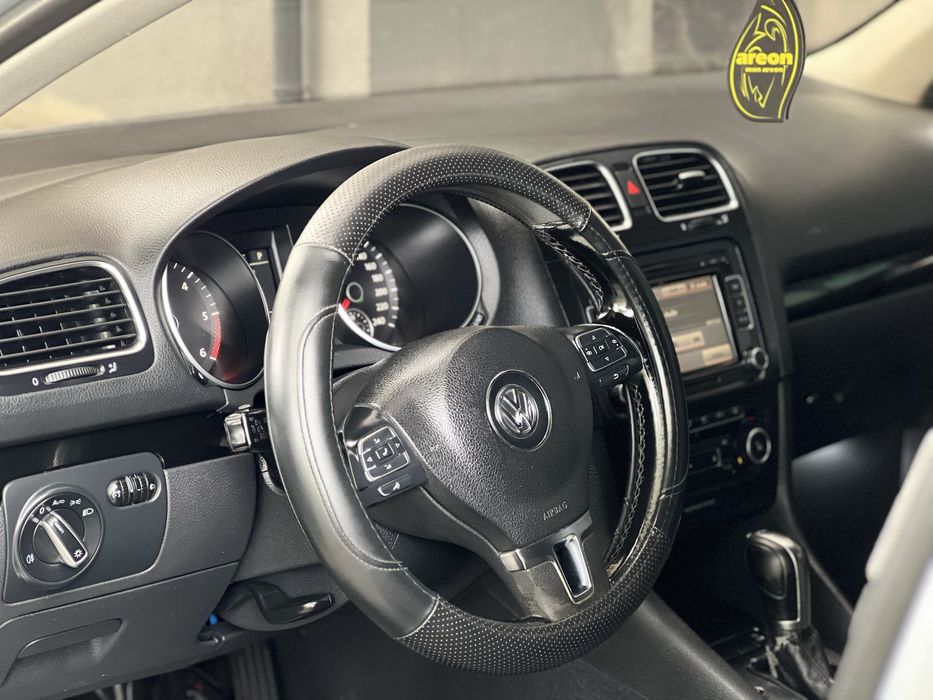 Volkswagen Golf VI 2011 рік 1.6 TDI АВТОМАТ