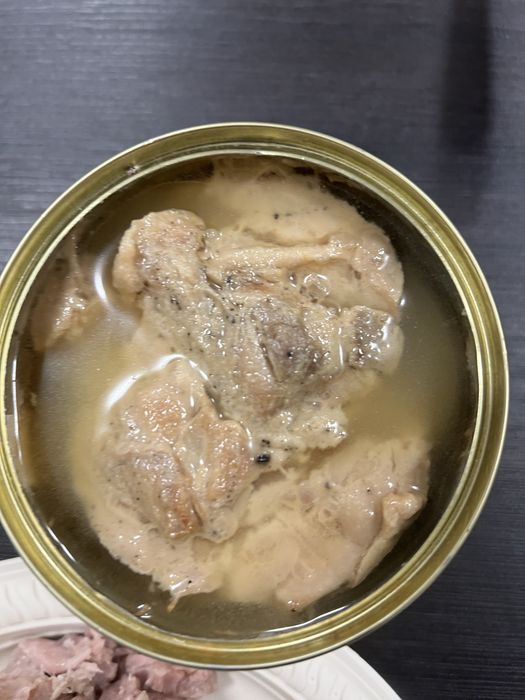 Продам  мясо  курки тушковане у власному соку