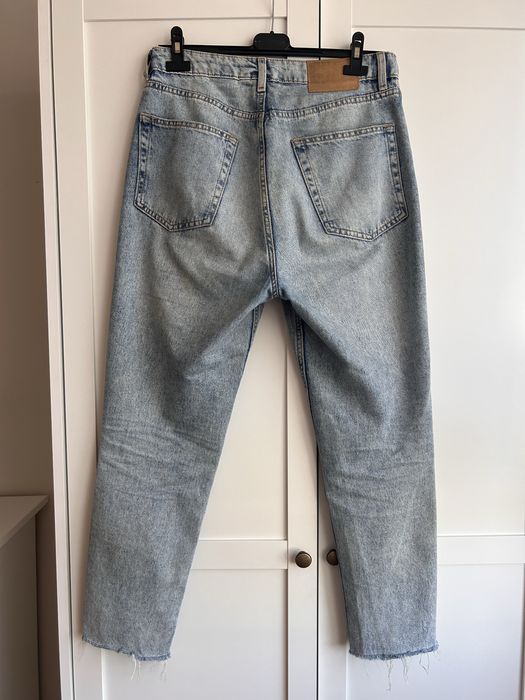 H&M Jeansy spodnie damskie z dziurami 40/L