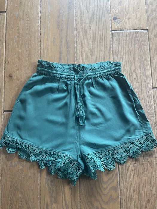 Krótkie spodenki H&M - kolor zielony, rozmiar M