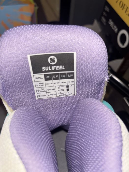 Como novo! Sulifeel Rainbow Unicorn Rodas de Patins com Luzes Ajustáveis para Meninas e Meninos, Tamanho: EU 28-31