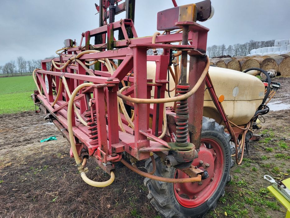 Opryskiwacz pilmet 1000l