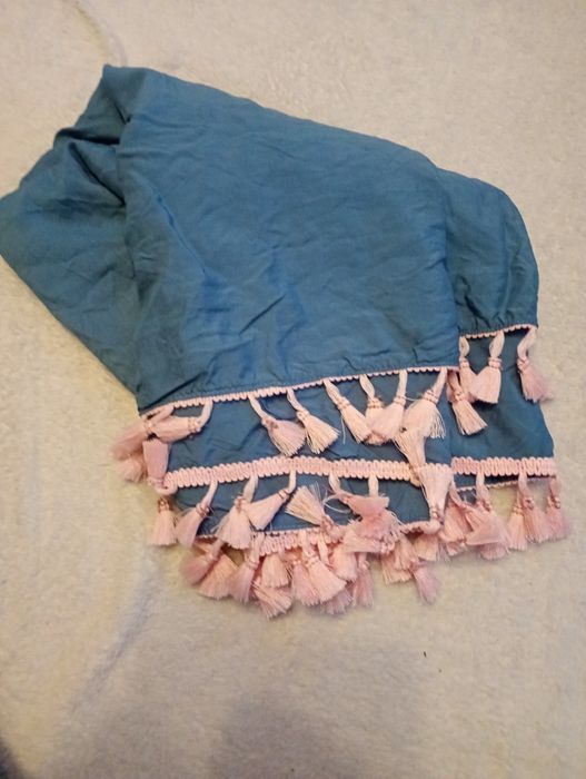 Nowa chusta damska 140 x 140 cm