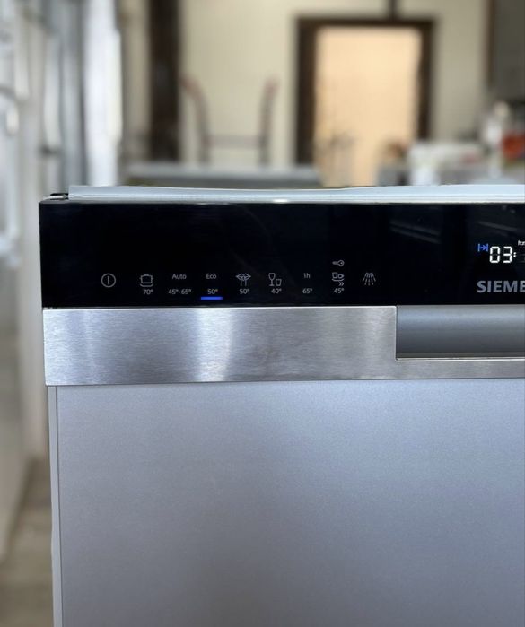 Посудомийна машина Siemens SN558S02ME з панелькою