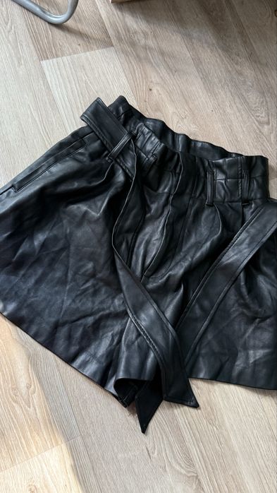 Шорты кожанные зара zara
