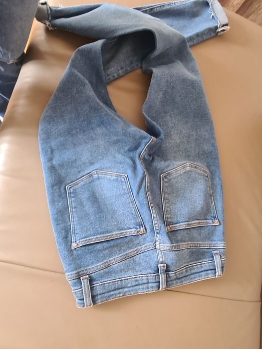 Jeansowe spodnie 36