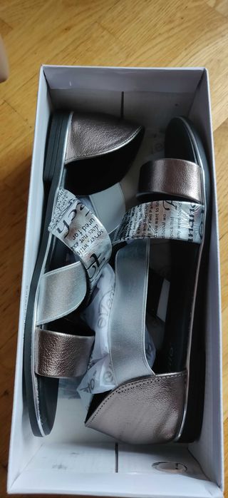 Sandały srebrne nowe 39/40