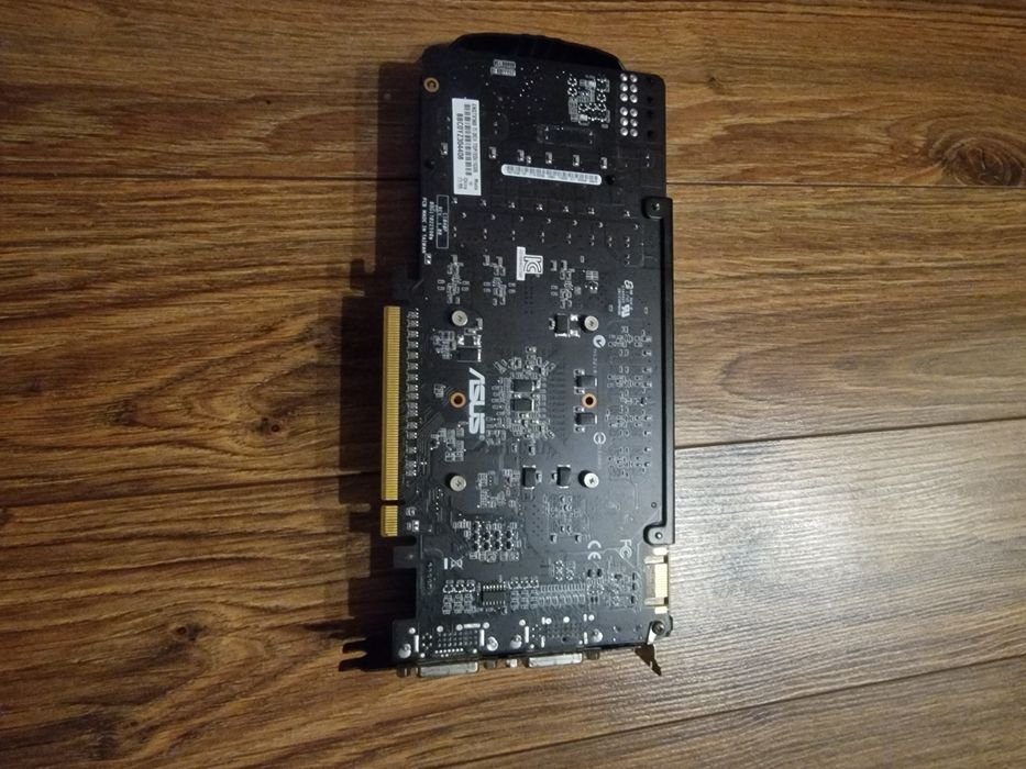 Karta graficzna Asus
