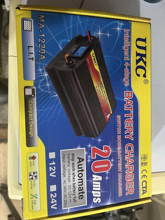 Продам  зарядное устройство на 20 А