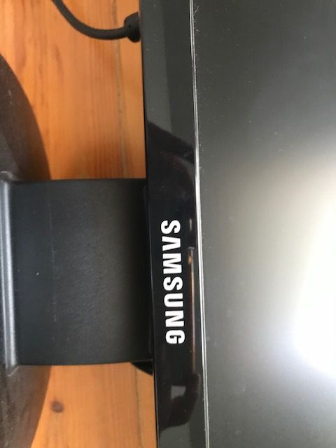 Monitor Samsung SyncMaster 2243LNX