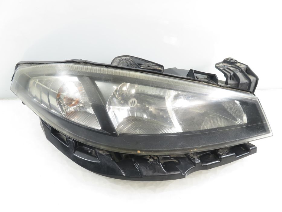 Lampa Prawa Przednia Renault Laguna II Lift