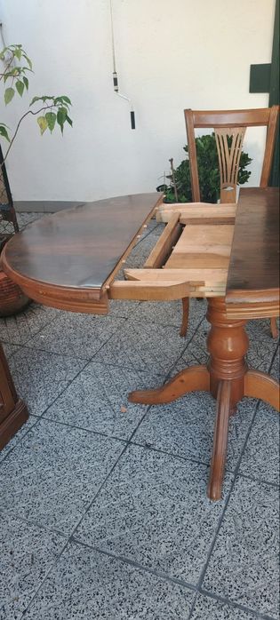 Mesa de sala redonda