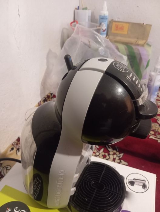 Капсульна кавоварка Dolce Gusto.