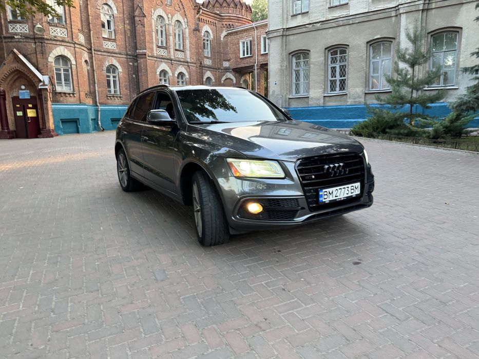 Audi q5 3.0 tfsi Sline