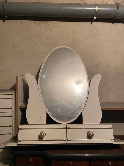 Conjunto de Móveis Brancos