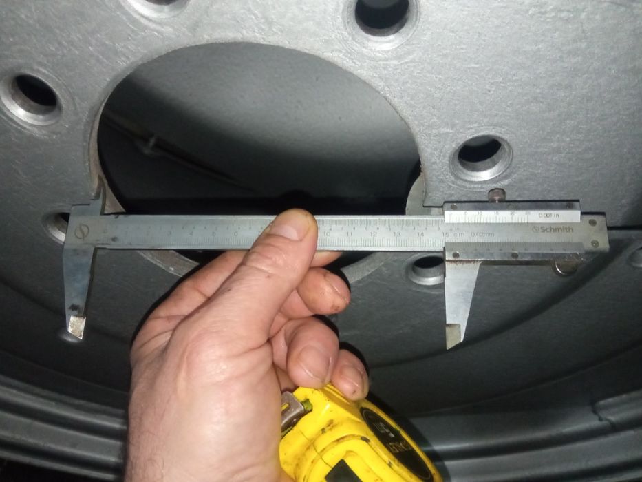 Koła do miedzyrzędzi 230/95 r 44 case new holand ursus doutz John d