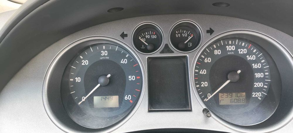 SEAT Ibiza — fotografia 8