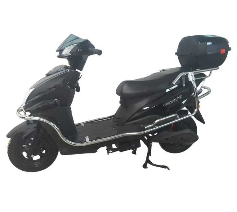 Скутер акумуляторний FORTE T1 чорний (+Акумулятор 12V20A/25А 6шт) нема акумумляторів,вдарнений пластик