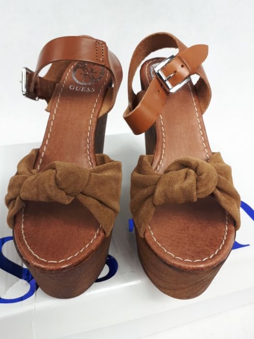Nowe sandały GUESS zamszowe koturn platforma 38 oryginał