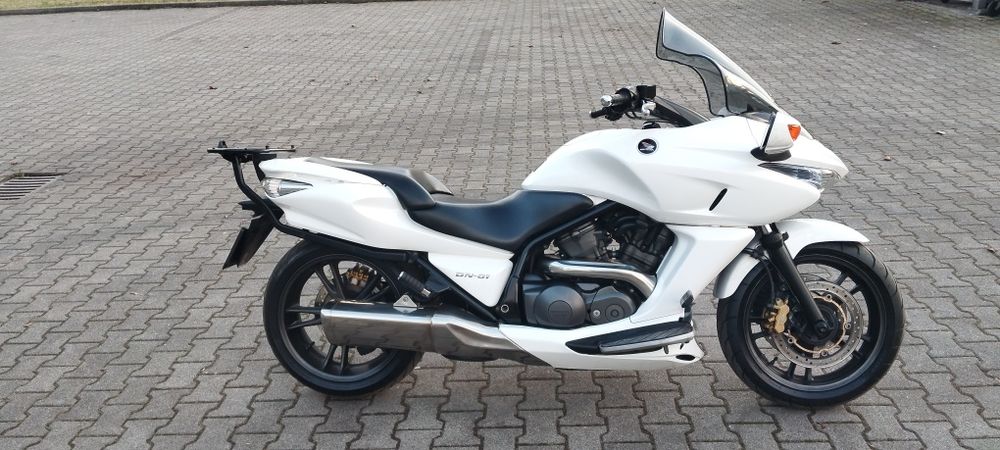 Honda DN-01. 700 ccm 2009 r. Kardan. Automat. Deuville VFR. CTX