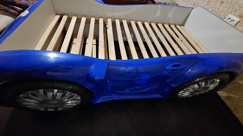 Дитяче ліжко машина