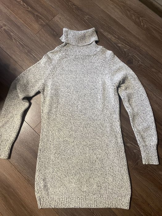 Тепла сукня . Вязана сукня. Платье вязаное.