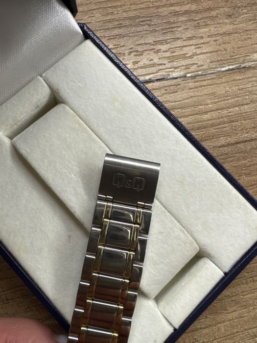 Часы оригинал Q&Q QUARTZ