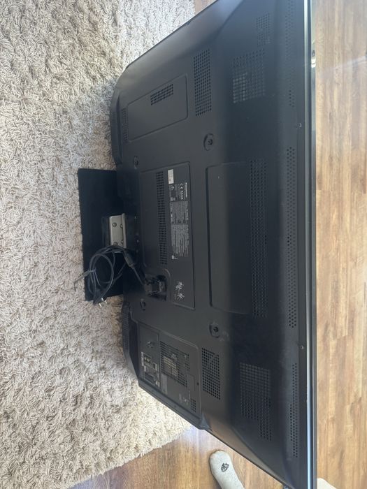 Duży Telewizor Panasonic 42 cale