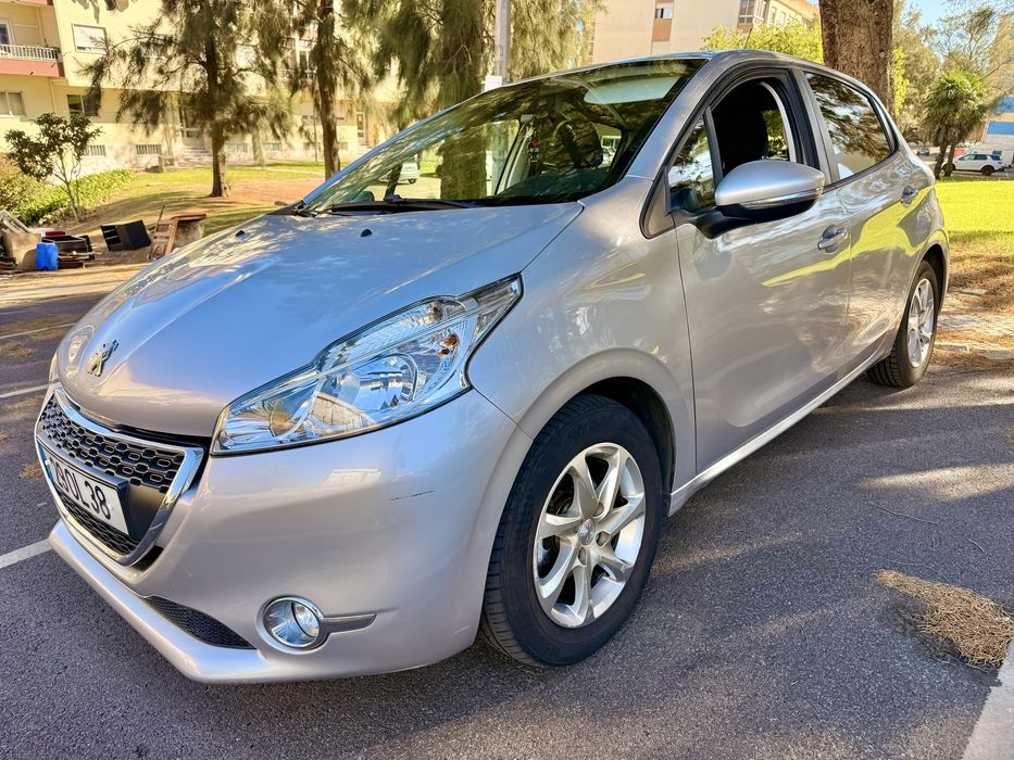 Peugeot 208 1.2 VTi 82cv | 95.000 km | Gasolina | Impecável