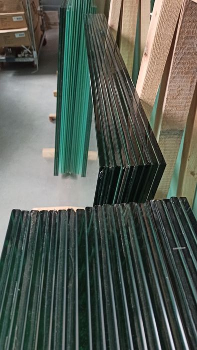 Гартоване скло 10мм. матове, прозоре, склянні офісні перегородки.