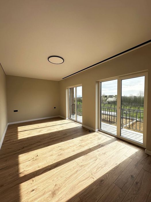 Продаж таунхаусу, Ужгород