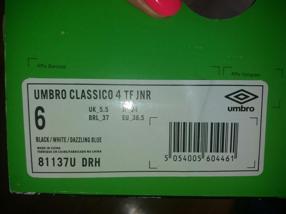 Korki Umbro na murawe Nowe 38.5 plus pudelko
