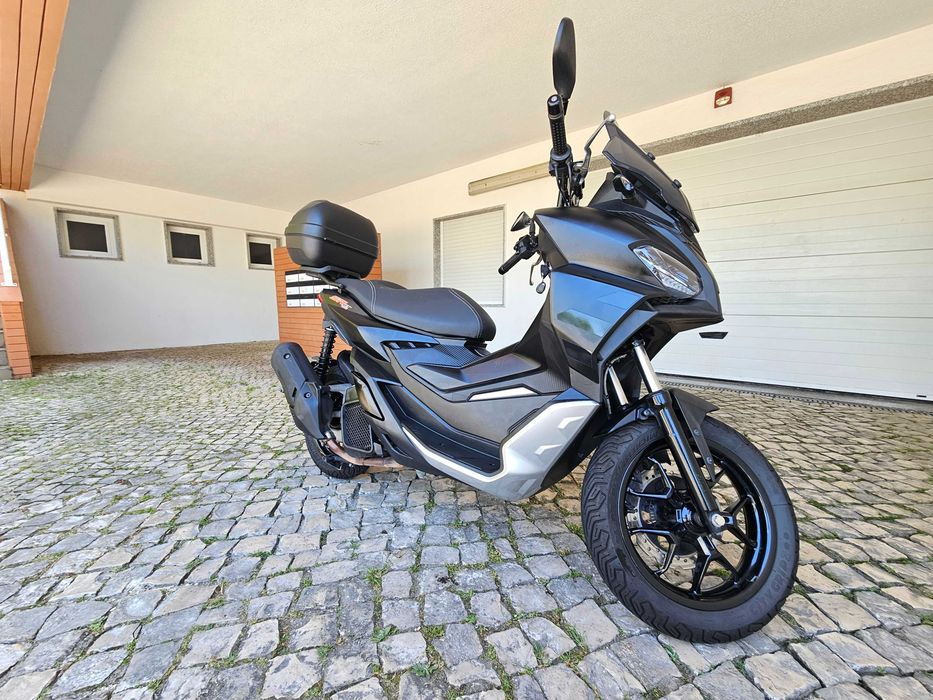 Aprília SR GT 125 de 2023 com Garantia