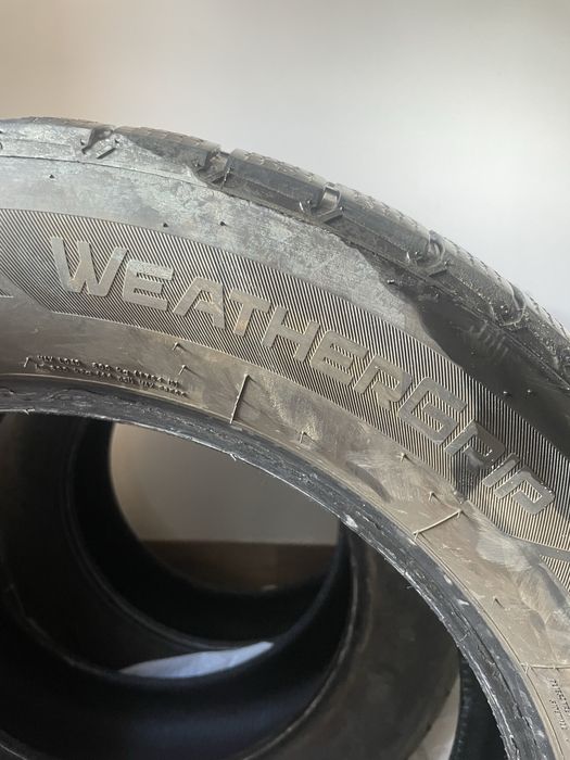 Три шини Firestone WeatherGrip 225/60 R18 100H (всесезонні)