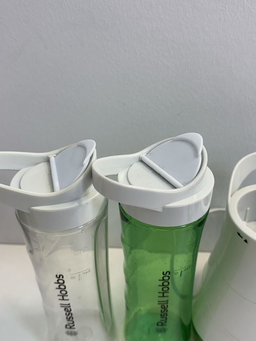 Blender kielichowy + 2 bidony Russell Hobbs