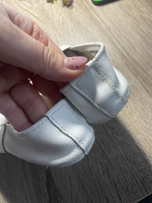 Продам чешки шкіряні 19 розмір.