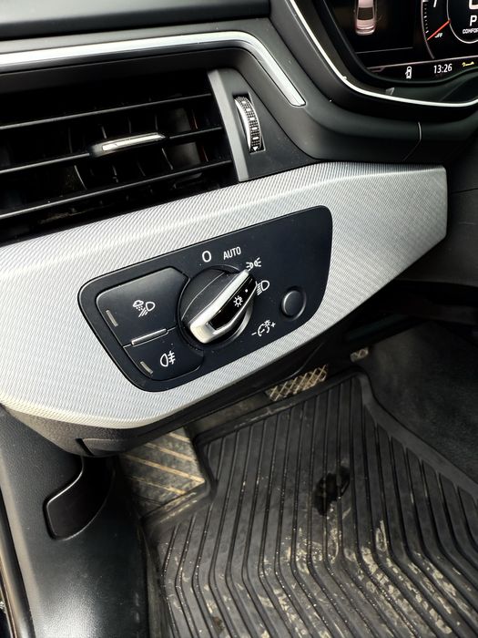 Продам свою Audi A4B9
