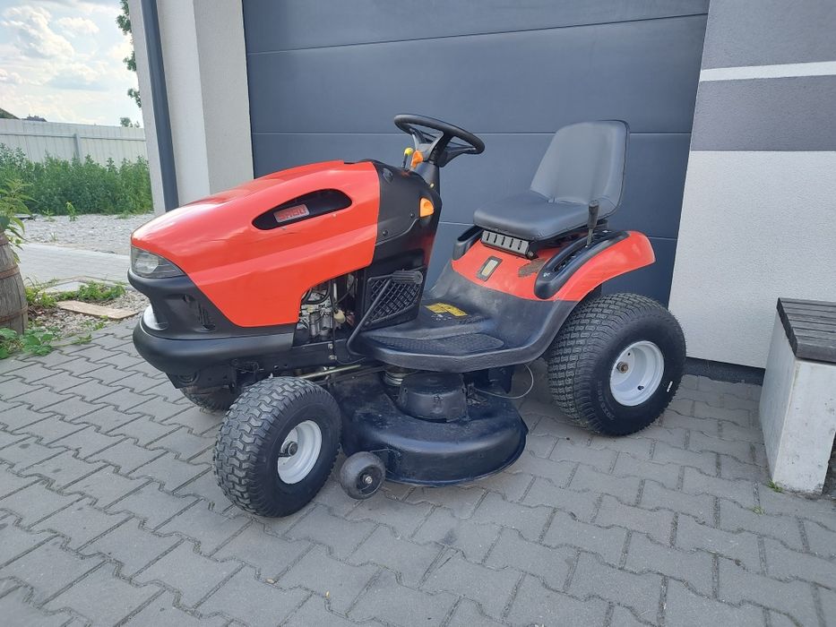 Traktorek ciagniczek kosiarka  SABO John Deere boczny wyrzut  skrzynia Hydro