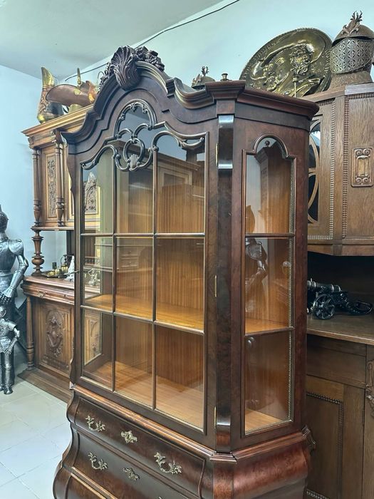 Вітрина сервант дерево витрина 3623