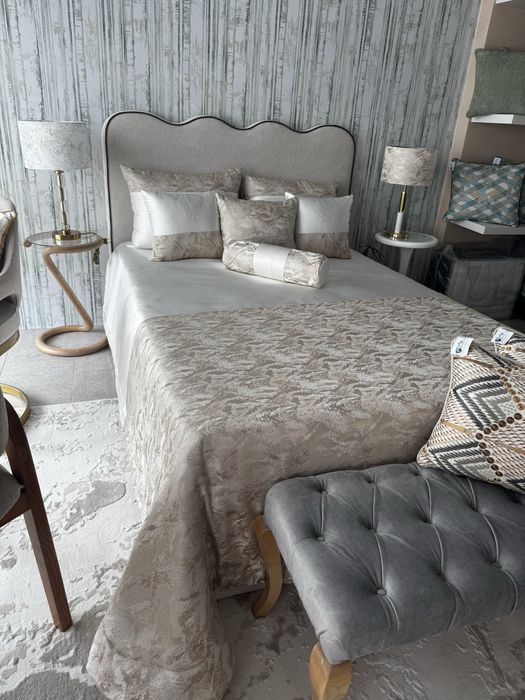Cama estofada Fabrica