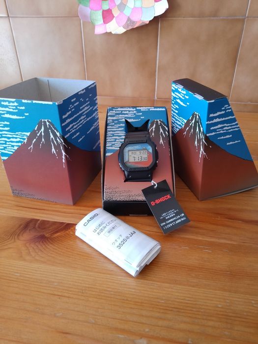 G-SHOCK  "hokusai Katsushika" Design Theme Watch Digital DW-5600KHG24-