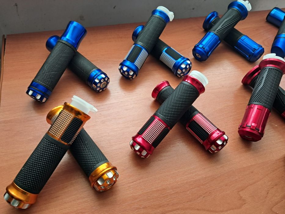 Мото ручки рукоятки руля. Цена за пару.